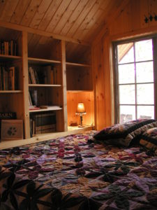 Sleeping nook in loft area