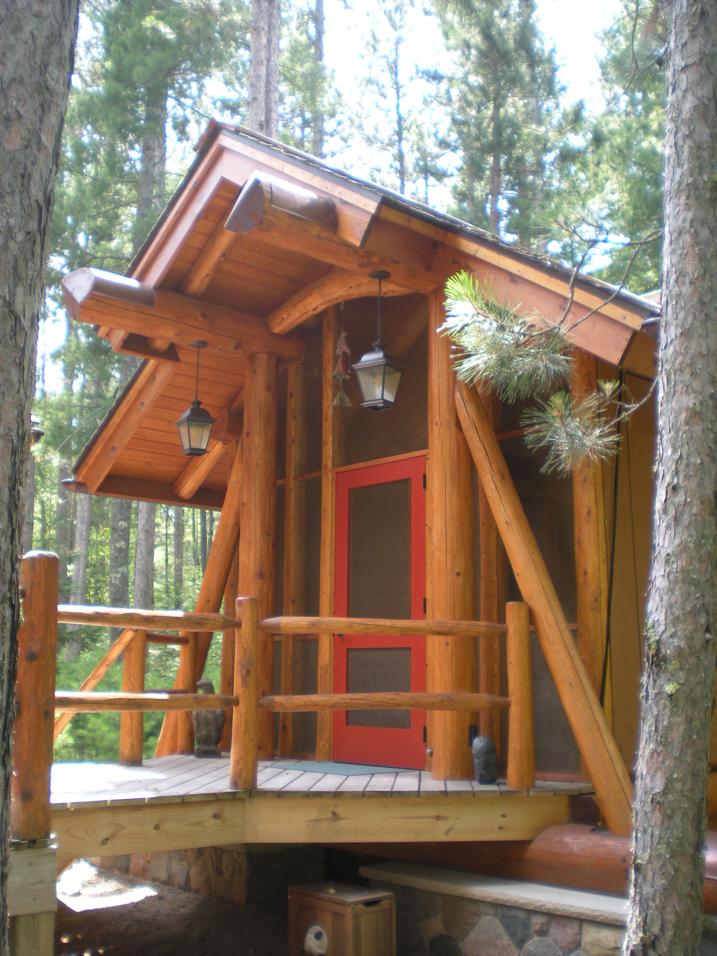 Custom log gazebo